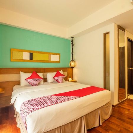 Capital O 852 The Silk At Dago Hotel Bandung Ngoại thất bức ảnh