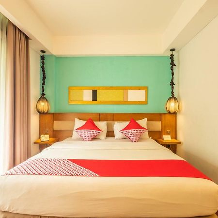 Capital O 852 The Silk At Dago Hotel Bandung Ngoại thất bức ảnh