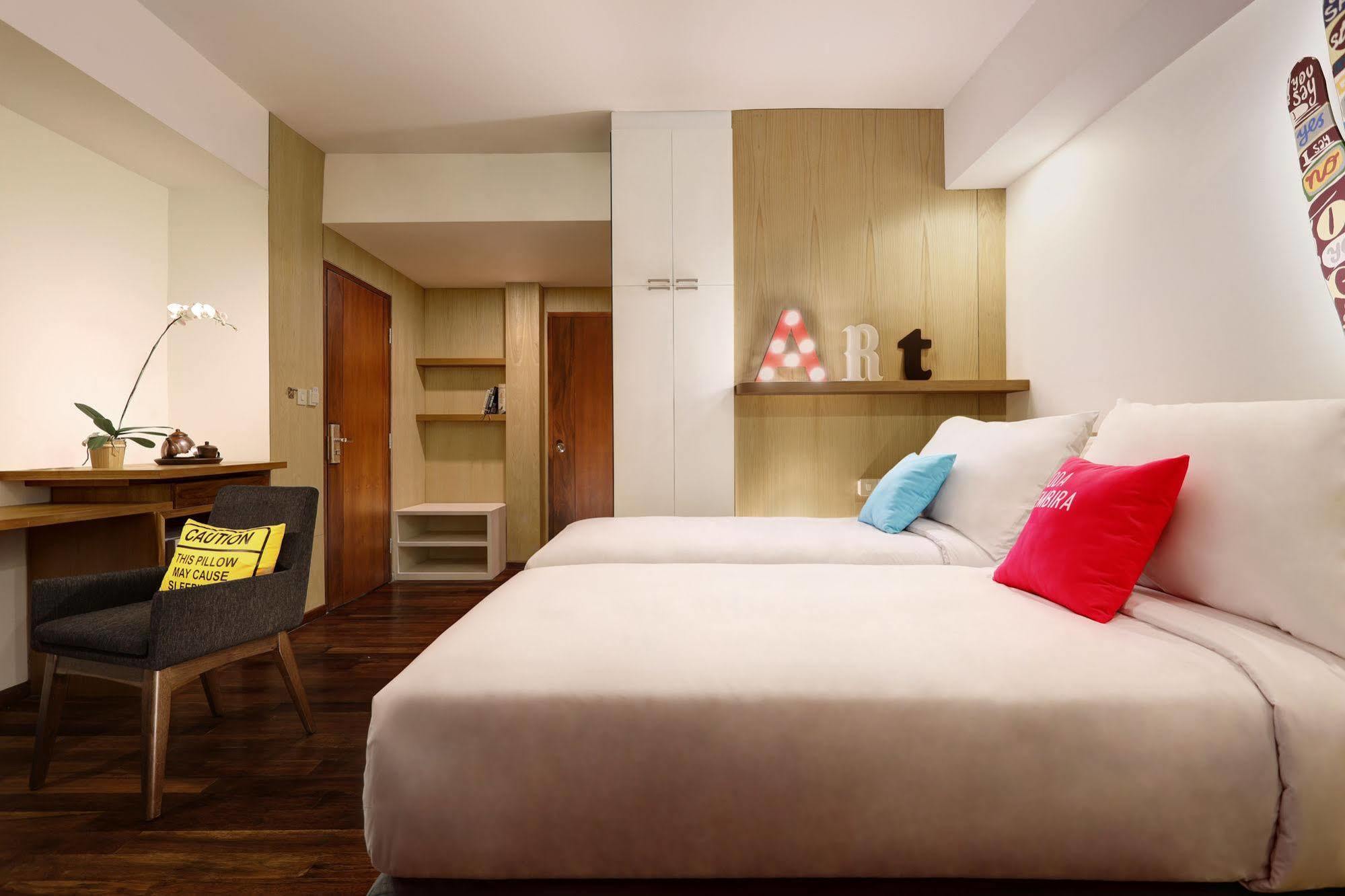 Capital O 852 The Silk At Dago Hotel Bandung Ngoại thất bức ảnh