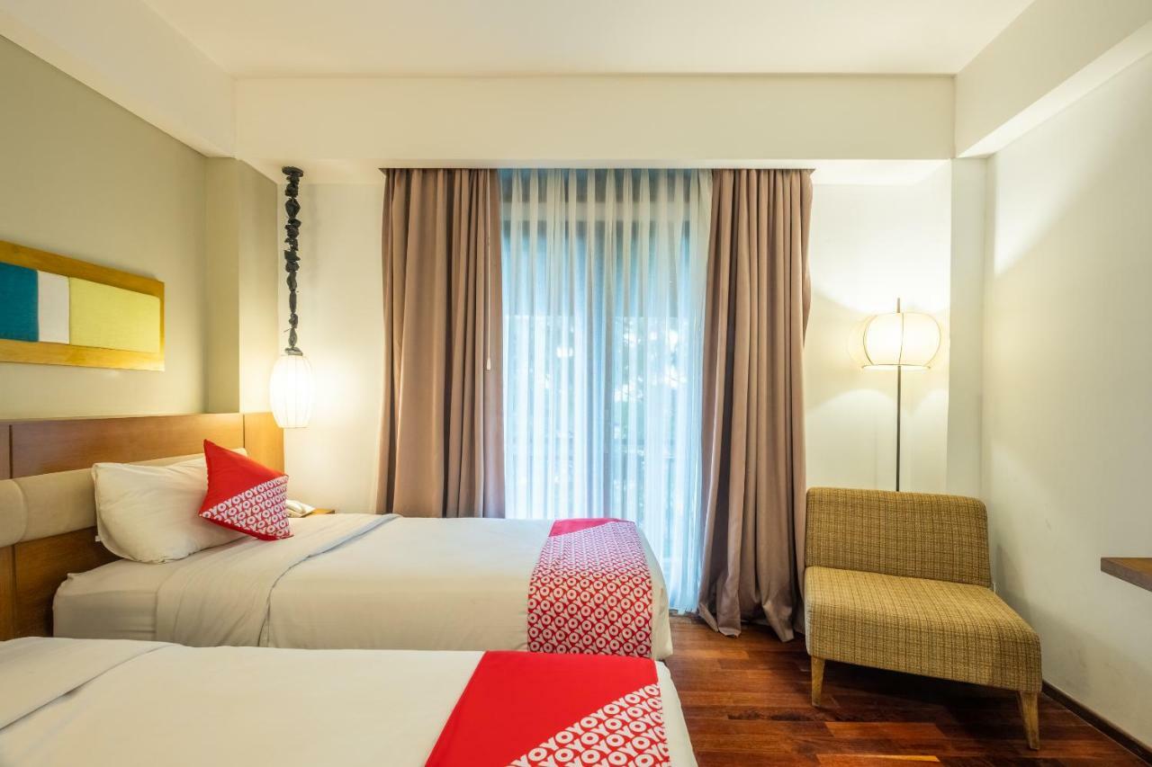 Capital O 852 The Silk At Dago Hotel Bandung Ngoại thất bức ảnh