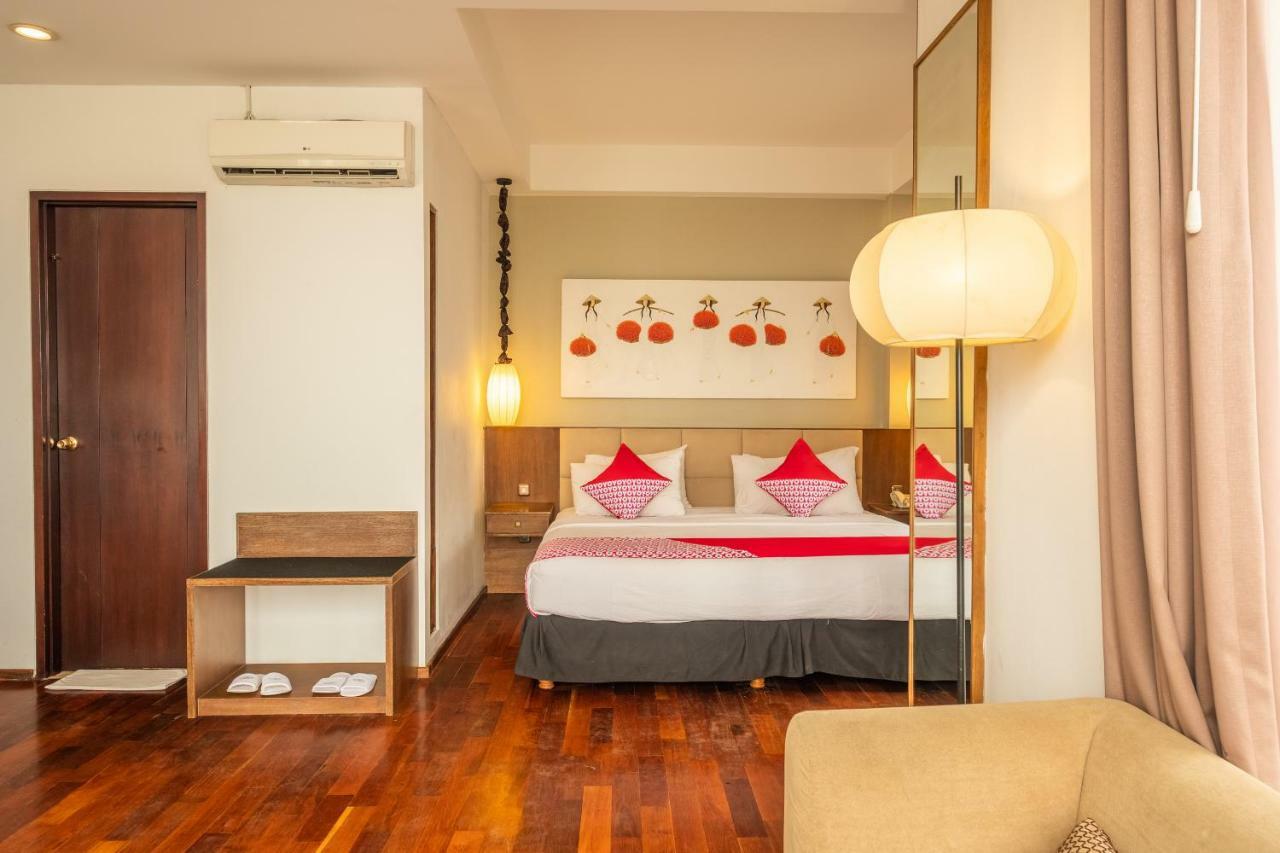 Capital O 852 The Silk At Dago Hotel Bandung Ngoại thất bức ảnh