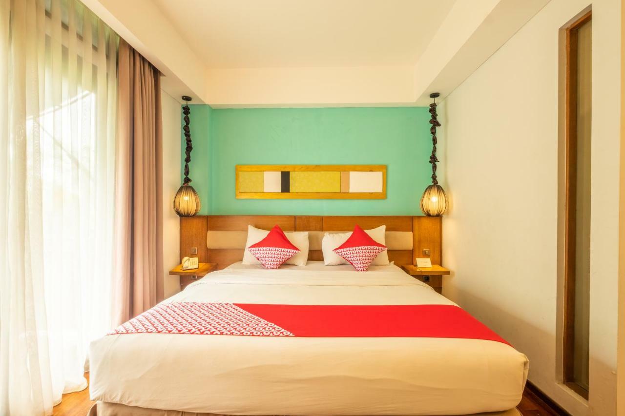 Capital O 852 The Silk At Dago Hotel Bandung Ngoại thất bức ảnh